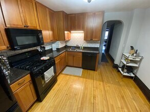 1926 Aldrich Ave S, Unit #102 in Minneapolis, MN - Building Photo - Building Photo