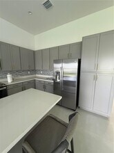 32208 SW 194th Ct, Unit 32208 in Homestead, FL - Foto de edificio - Building Photo