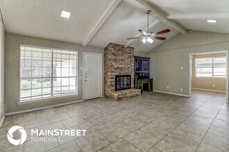 1004 Birchwood Ln in Desoto, TX - Building Photo - Building Photo