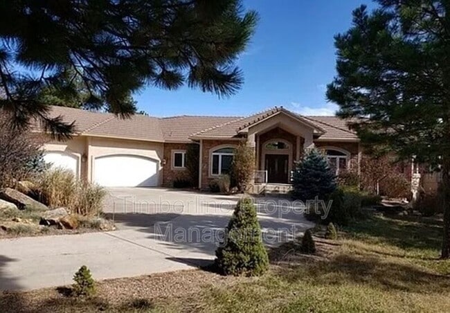 property at 1350 Ambergate Ct
