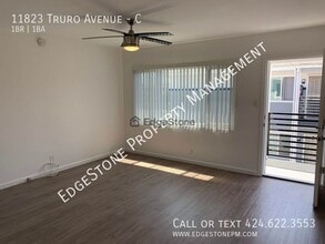 11823 Truro Ave in Hawthorne, CA - Building Photo - Building Photo