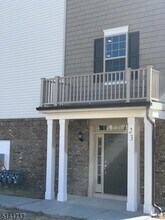 23 Gala Ct in Livingston, NJ - Building Photo - Building Photo