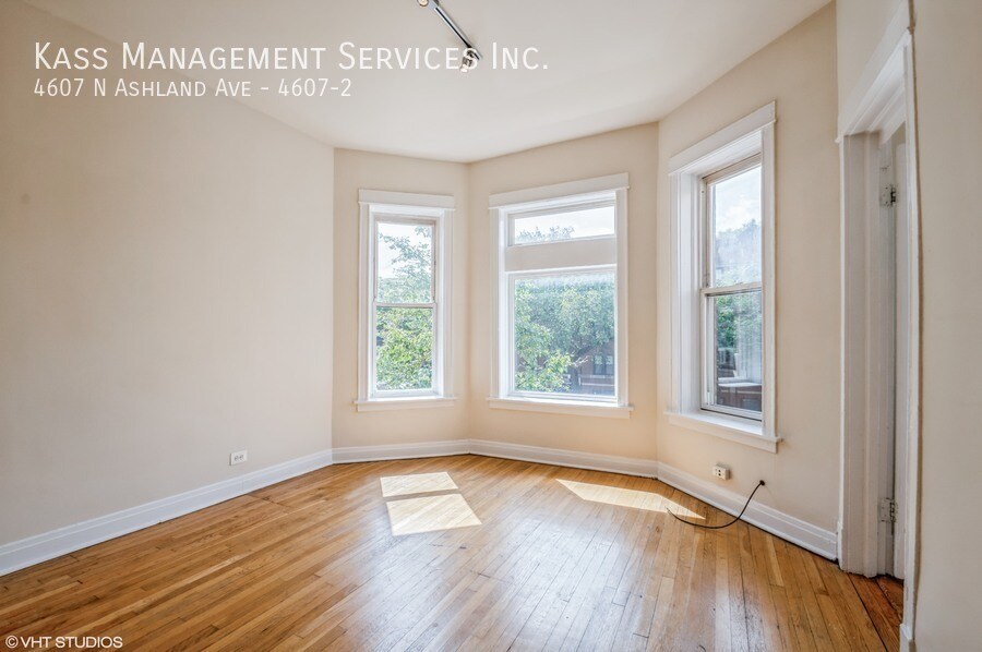 4607 N Ashland Ave-Unit -4607-2 in Chicago, IL - Building Photo