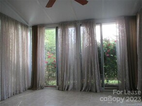 2029 Chinabrook Ct in Charlotte, NC - Building Photo - Building Photo
