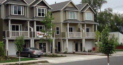 Menlo Gardens Apartments in Beaverton, OR - Foto de edificio - Building Photo