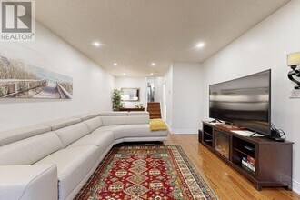 741 Eaglemount Crescent in Mississauga, ON - Building Photo - Building Photo