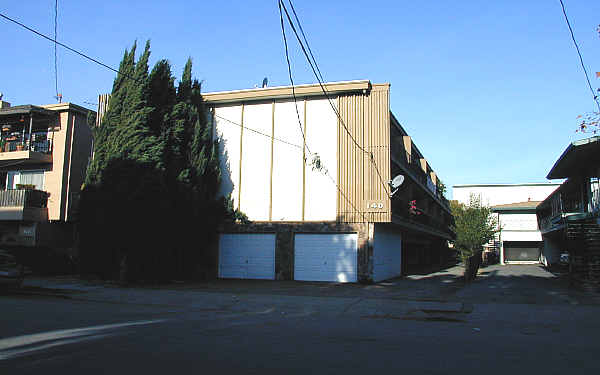 140 Jackson Ave in Redwood City, CA - Building Photo - Building Photo