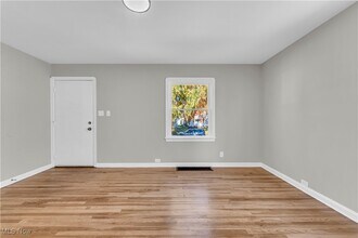 12107 Worthington Ave in Cleveland, OH - Building Photo - Building Photo