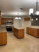 817 Parkhill Dr in Mansfield, TX - Building Photo - Building Photo