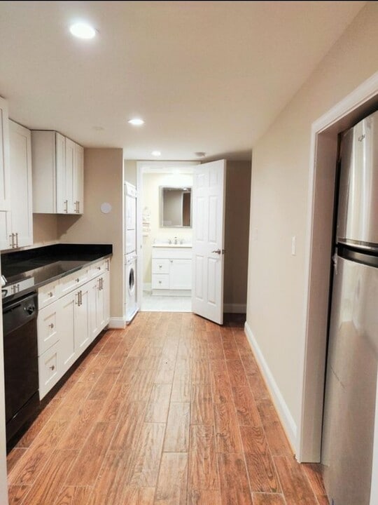 4524 Salem Ln NW in Washington, DC - Building Photo