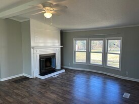 234 Barbara Ave, Unit 3 in Midway Park, NC - Building Photo