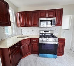 910 20th St in Union City, NJ - Building Photo - Building Photo