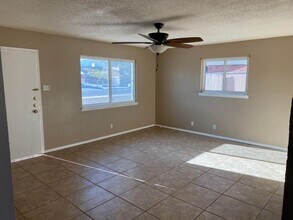 9402 Montgomery Dr in El Paso, TX - Building Photo - Building Photo