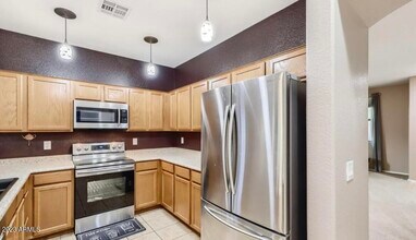 17331 W Jefferson St in Goodyear, AZ - Building Photo - Building Photo