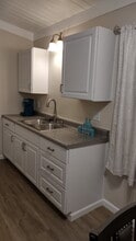 533 E Avenue Q12, Unit B in Palmdale, CA - Building Photo - Building Photo