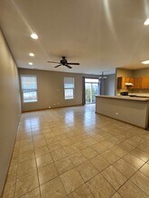 1530 Glacier Trail, Unit E103 in Carpentersville, IL - Building Photo - Building Photo