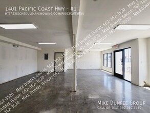 1401 Pacific Coast Hwy in Los Angeles, CA - Building Photo - Building Photo