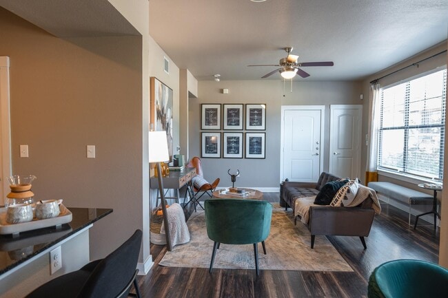 Monterra Village in Fort Worth, TX - Foto de edificio - Building Photo