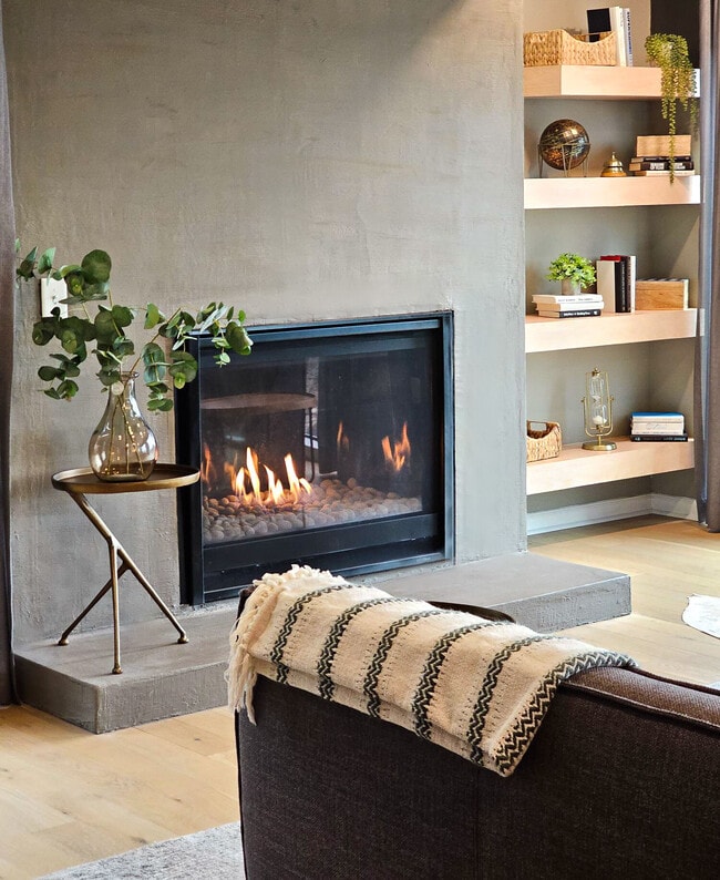 District Flats in Charlotte, NC - Building Photo - Building Photo