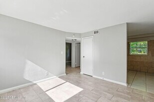 1224 W 18th St in Jacksonville, FL - Building Photo