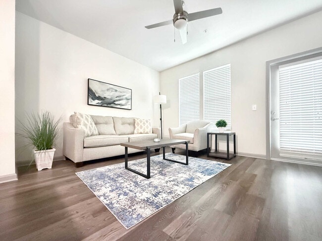 property at 1515 Flournoy Lp