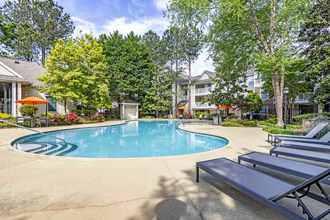 The Lodge at Mallard Creek Apartments in Charlotte, NC - Building Photo - Building Photo