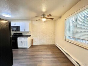 875 S Quebec St in Denver, CO - Building Photo - Building Photo