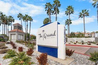 The Grand Costa Mesa in Costa Mesa, CA - Building Photo - Building Photo