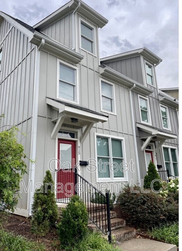 property at 913 W M.L.K. Blvd
