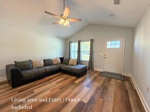 4626 Dove Way in Crestview, FL - Building Photo - Building Photo