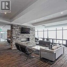 330 Phillip St in Waterloo, ON - Building Photo - Building Photo