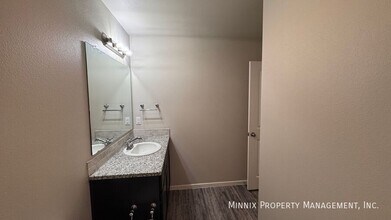 2125 N Ave J Ave in Lubbock, TX - Building Photo - Building Photo