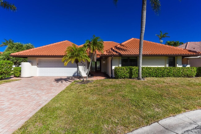 property at 1469 Vía Privada
