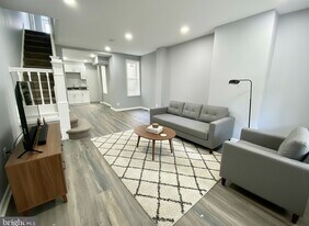 2134 E Birch St in Philadelphia, PA - Building Photo