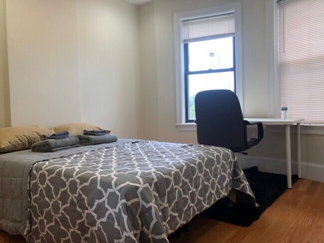 property at 179 Northampton St
