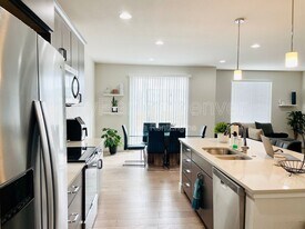 9675 E Idaho Pl in Denver, CO - Building Photo