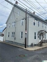 57 E Raspberry St in Bethlehem, PA - Building Photo