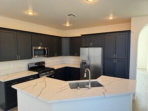1575 Dusty Canyon St in Henderson, NV - Building Photo - Building Photo