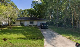 779 Daniels Ave SW in Palm Bay, FL - Building Photo