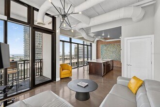 175 2nd St S in St. Petersburg, FL - Building Photo - Building Photo