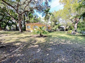 6750 Brighton Pl in Coral Gables, FL - Building Photo - Building Photo