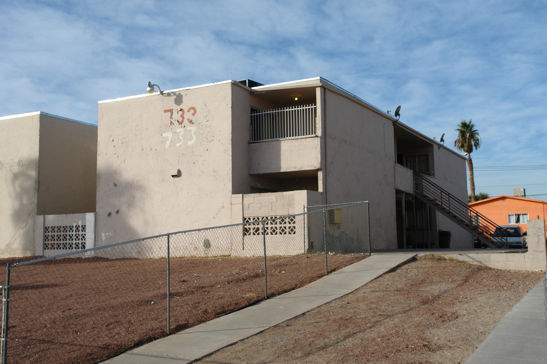 733 11th St in Las Vegas, NV - Building Photo