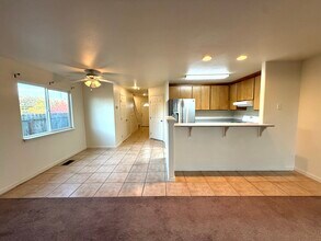 322 15th St in Lakeport, CA - Foto de edificio - Building Photo