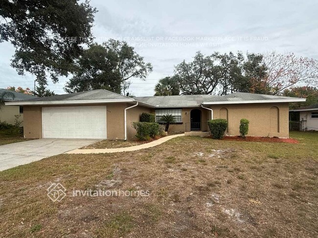 property at 609 Lakespur Ln