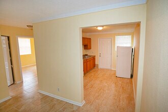 1361 Bridier st, Unit Apt. 2 in Jacksonville, FL - Building Photo - Building Photo