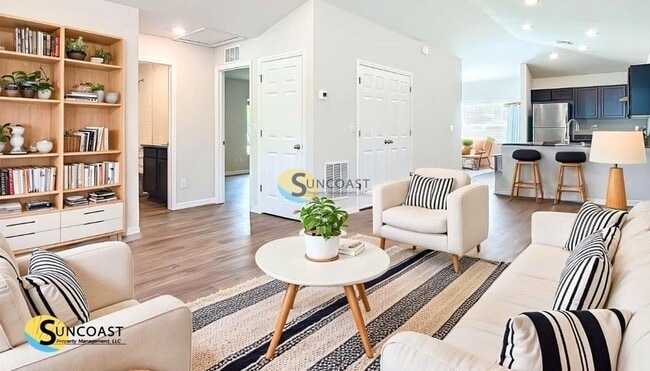 27220 Washington St in Port Charlotte, FL - Building Photo - Building Photo