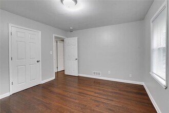 2710 Dresden Dr in Chamblee, GA - Building Photo - Building Photo