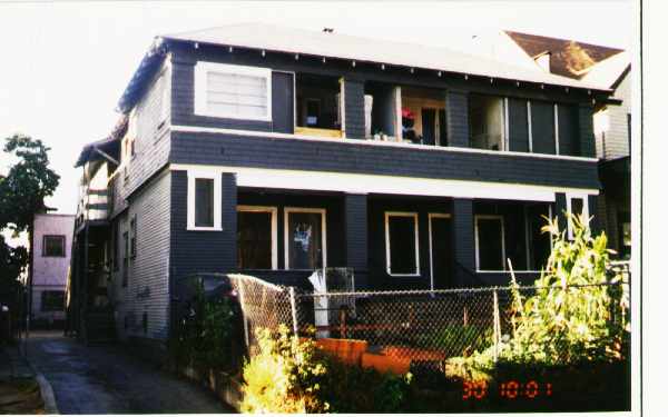 1312,1312 1/2 Linwood Ave in Los Angeles, CA - Foto de edificio