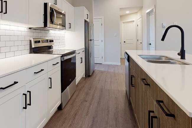 property at 933 Taylor Ave