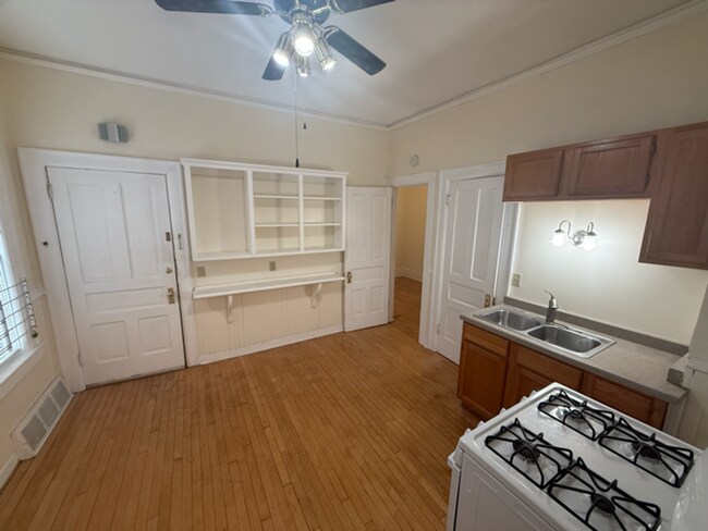 3104 N Fratney St in Milwaukee, WI - Building Photo - Building Photo